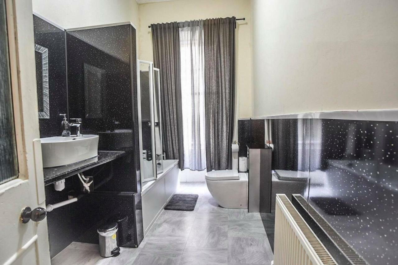 Edinburgh Ground Floor City Centre Flat Close To Princess Street Dış mekan fotoğraf