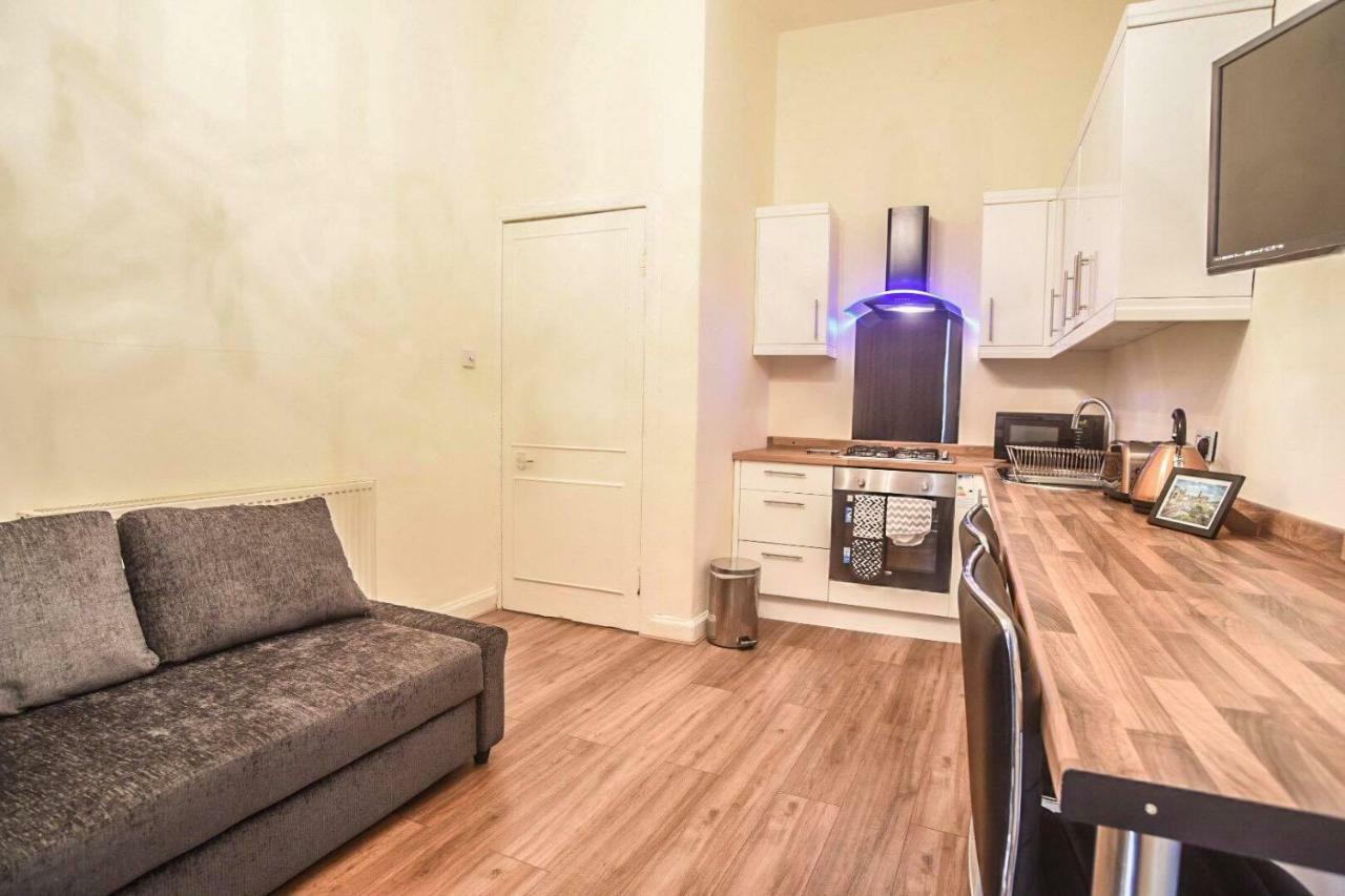 Edinburgh Ground Floor City Centre Flat Close To Princess Street Dış mekan fotoğraf