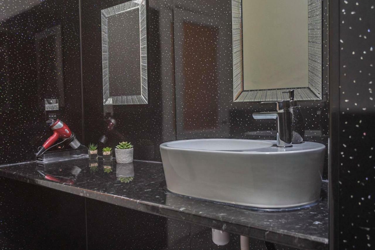 Edinburgh Ground Floor City Centre Flat Close To Princess Street Dış mekan fotoğraf